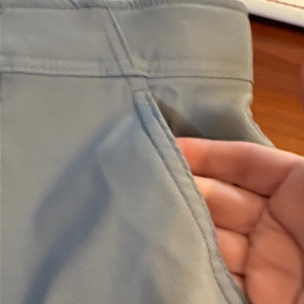 Gerry Light Blue Flat Front Men Shorts 38 waistband